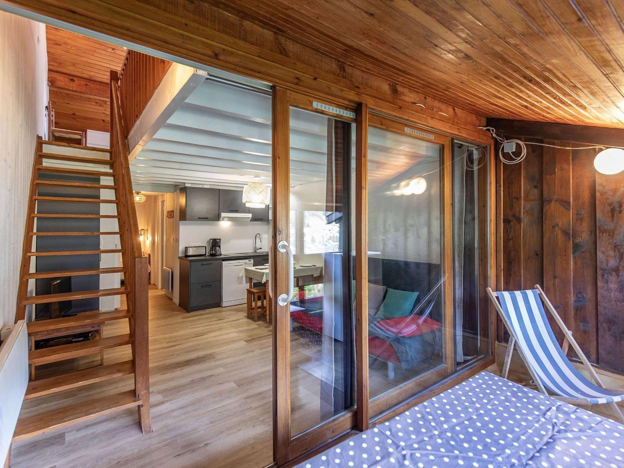 T2 Renove Avec Terrasse, Parking Prive, Local Velos A Cauterets - Fr-1-401-290 Exterior foto